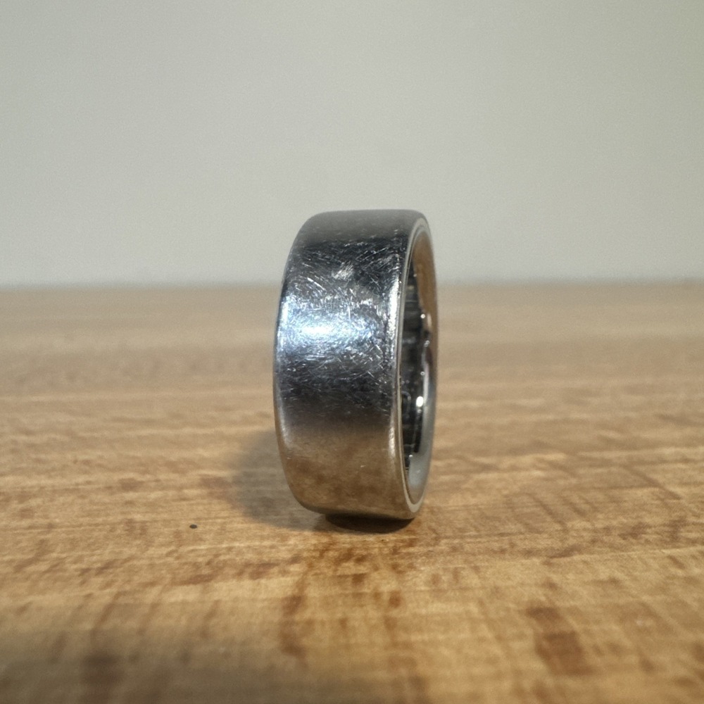 Oura Ring Gen 4, Size 7 -  Silver - Used (Heavily Worn) - RING ONLY READ!